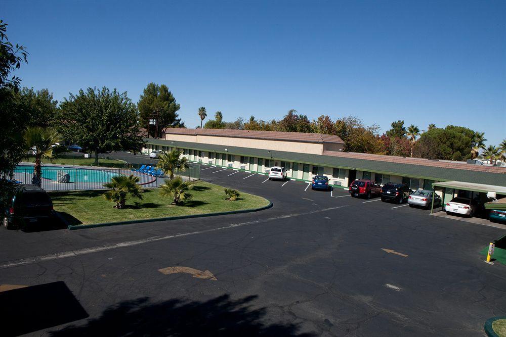 Town House Motel Lancaster Exterior photo