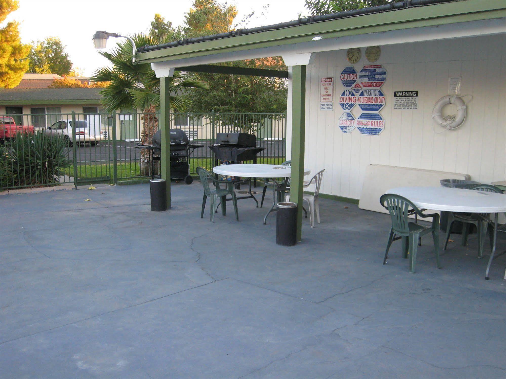 Town House Motel Lancaster Exterior photo