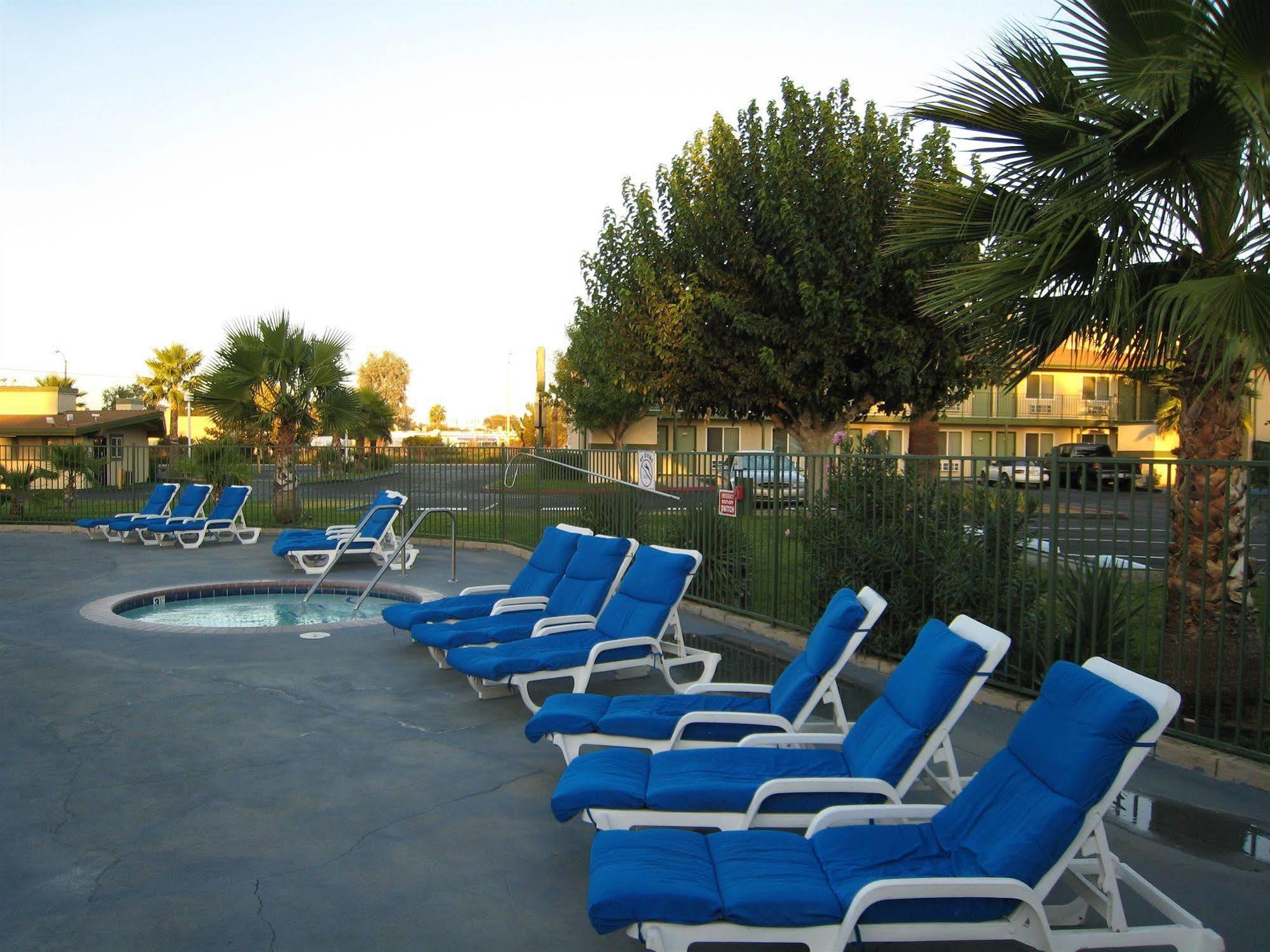 Town House Motel Lancaster Exterior photo